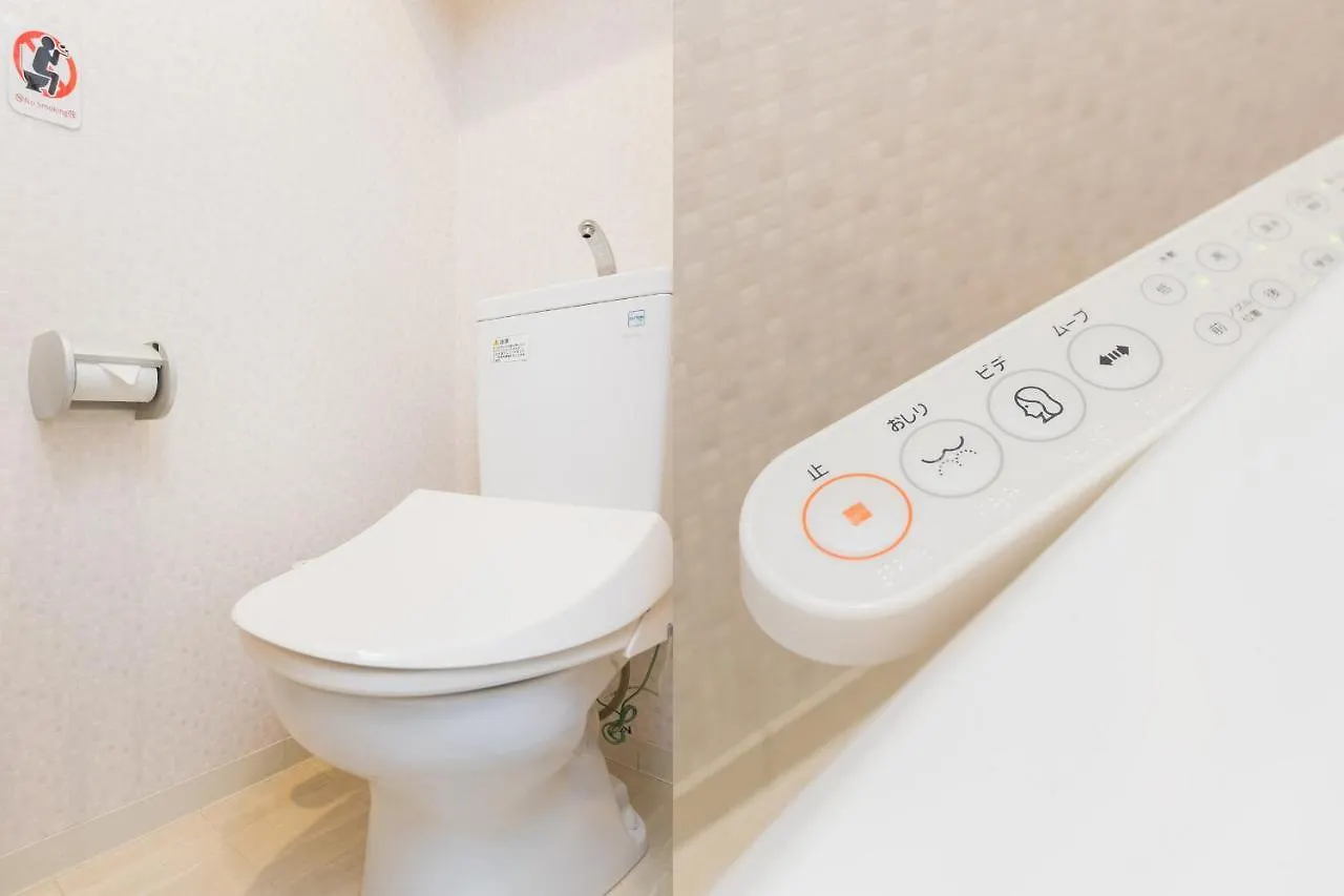 Nanba West Sakuragawa Station Apartment Osaka 0*,  Giappone